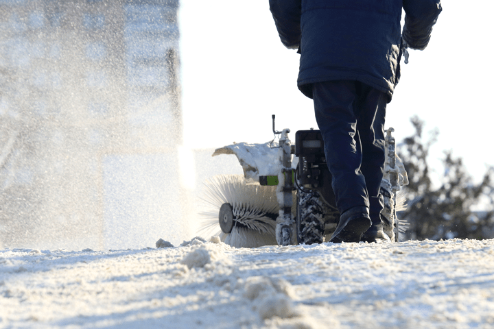 snow removal and deicing in Windsor